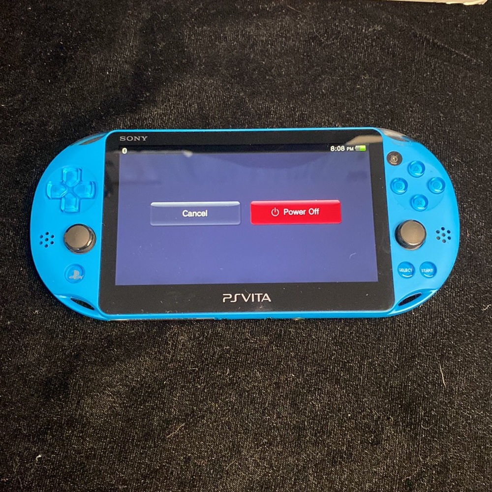 PSVITA Aqua blue bundle - Picture 6 of 11